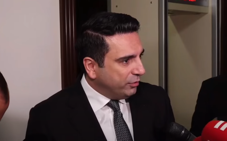 Նարեկ Սամսոնյանն ու Վազգեն Սաղաթելյանն ազատվեցին կալանքից, նրանց նկատմամբ որպես խափանման միջոց սահմանվեց վարչական հսկողությունը