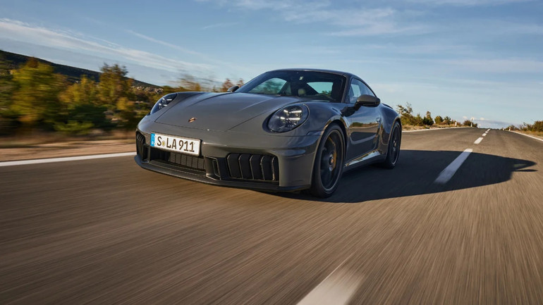 Porsche-ն ներկայացրել է առաջին հիբրիդային 911-ը (լուսանկարներ)