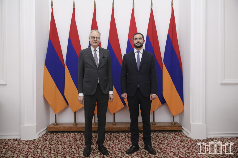 Ռուբեն Ռուբինյանը և ԵՄ պաշտոնյան մտքեր են փոխանակել Հայաստան-Թուրքիա հարաբերությունների կարգավորման գործընթացի վերաբերյալ Ռուբեն Ռուբինյանը և ԵՄ պաշտոնյան մտքեր են փոխանակել Հայաստան-Թուրքիա հարաբերությունների կարգավորման գործընթացի վերաբերյալ