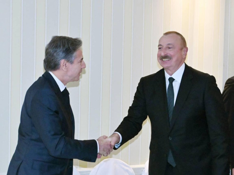 Բլինկենը զանգահարել է Ալիևին․ քննարկել են հայ-ադրբեջանական հարաբերությունները