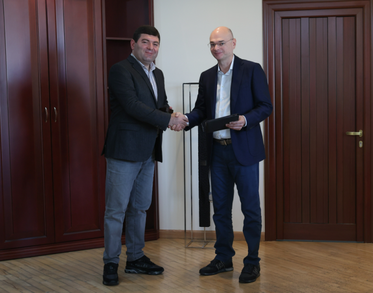 Businessman and benefactor Mikayel Vardanyan was awarded the title of Honorary citizen of Masis community