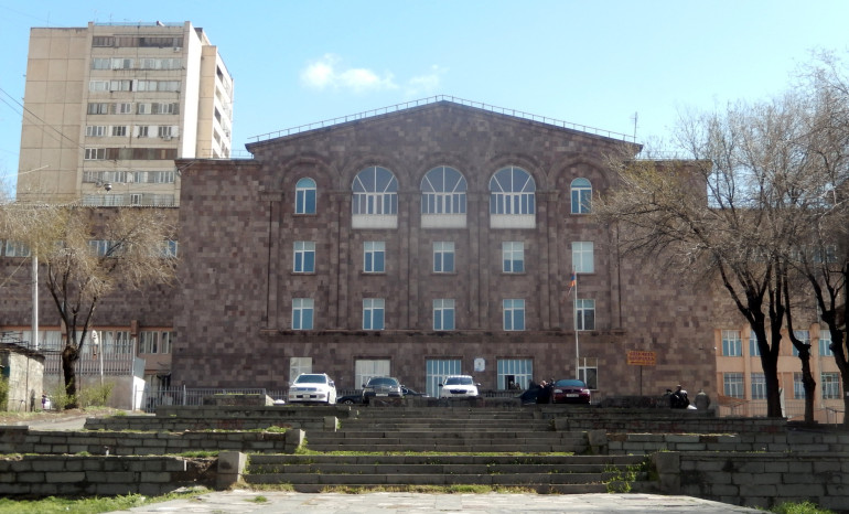 Ջոն Կիրակոսյանի անվան դպրոցի ուսուցիչը կալանավորվել է Ջոն Կիրակոսյանի անվան դպրոցի ուսուցիչը կալանավորվել է