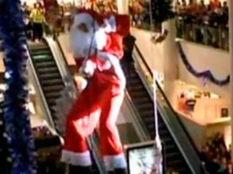 Santa Gets Stuck, Becomes a Decoration and Gets a Close Shave in England