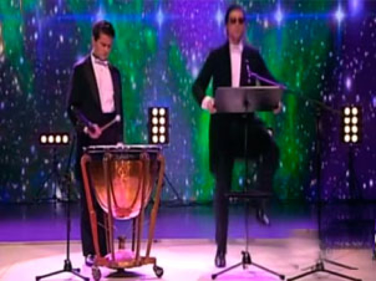 «Gangnam Style» в исполнении оперного певца