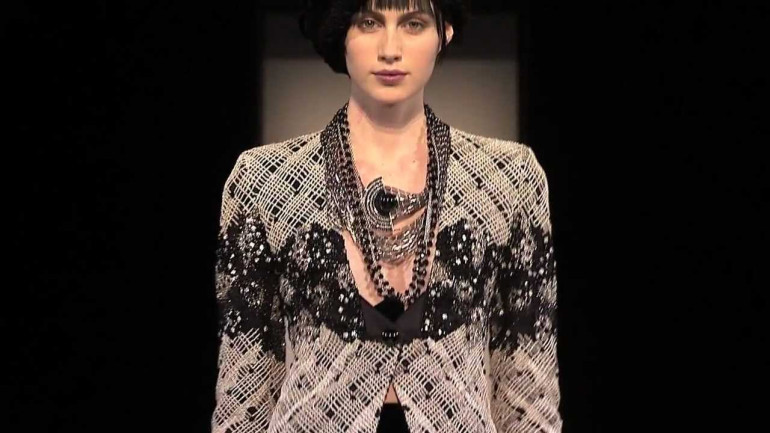 Giorgio Armani Womenswear Fall/Winter 2013-14