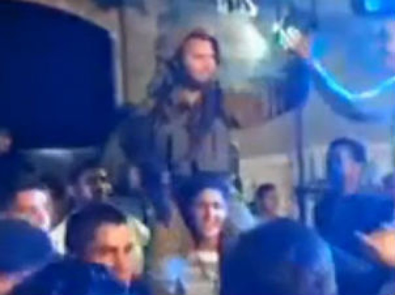 Israeli Soldiers Dance with Palestinians in Hebron 