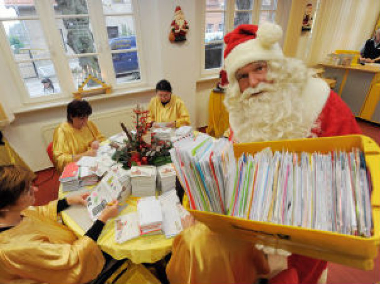 Santa Claus Opens Post Office in Germany