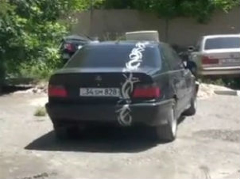 Man Pretends Renter to Steal Car