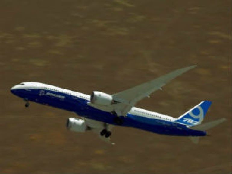 Boeing Preps the 787-9 Dreamliner for Farnborough