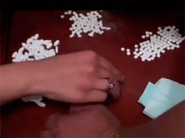 Subutex found in Parcels Imported to Armenia (Armenian Police Video)