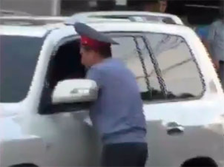 Armenian Police chief orders suspension of four traffic policemen 