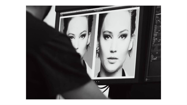 Ջենիֆեր Լոուրենսը ցուցադրում է Dior-ի կանացի պայուսակների աշուն-ձմեռ հավաքածուն