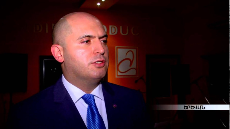 Ինձ խոստացիր. Երգահան նախարարի երգը՝ կանանց միամսյակի ավարտին