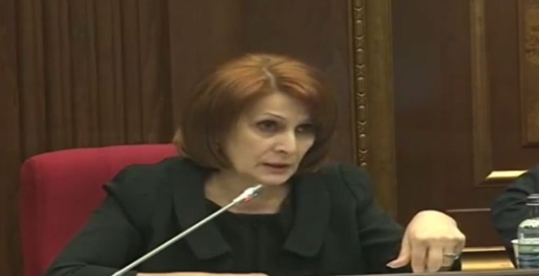 Հնարավո՞ր է վստահություն առաջանա,և քաղաքացիները բարձի տակից գումարը բերեն բանկեր. Հ. Բիշարյան