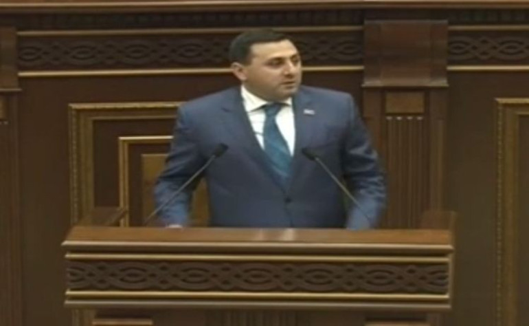 Շատ էլ, թե 5 հոգու շահերից պիտի բխի, դա շատ քիչ հանգամանք է. Ս. Ֆարմանյան