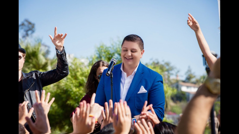 Պրեմիերա. True Love. Արմենչիկի նոր երգի տեսահոլովակը