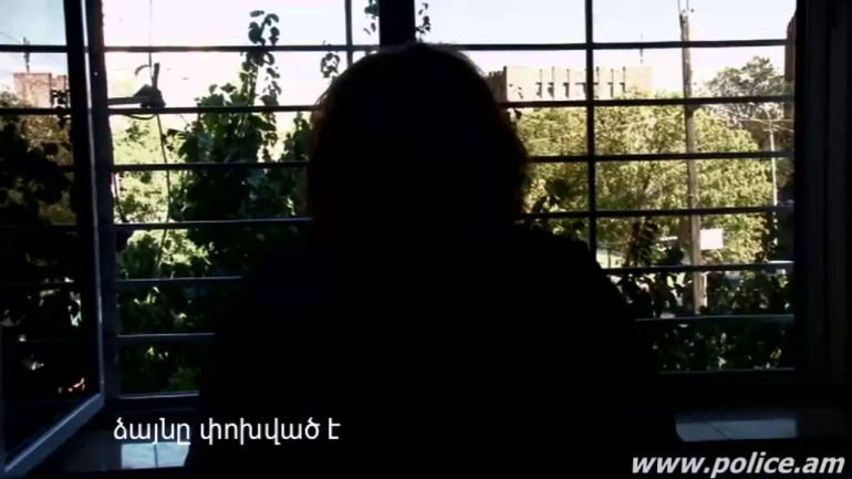 Վերելակի մոտ հարձակվեց, ուզում էր խեղդել ինձ
