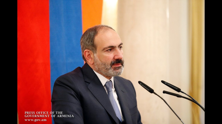 Armenian Prime Minister Nikol Pashinyan Meets with Swiss Businessmen in Zurich