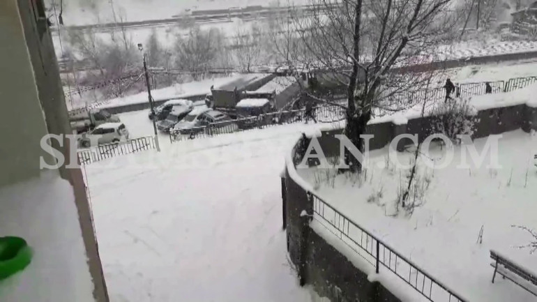 Քաջարանի սկզբնամասում ճանապարհի մերկասառույցի պատճառով իրար են բախվել 10 ավտոմեքենա
