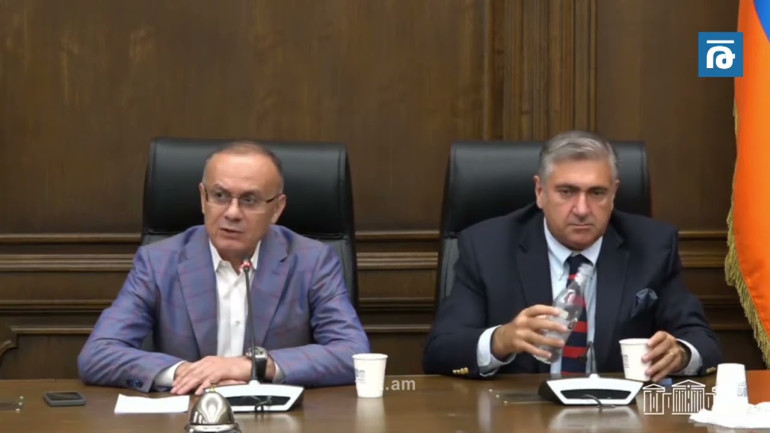 Հակառուսական լուրջ շարժում իրականացնելով՝ իշխանությունները երկիրը վերածում են ուժային կենտրոնների միջև ռազմաճակատի․ Սեյրան Օհանյան