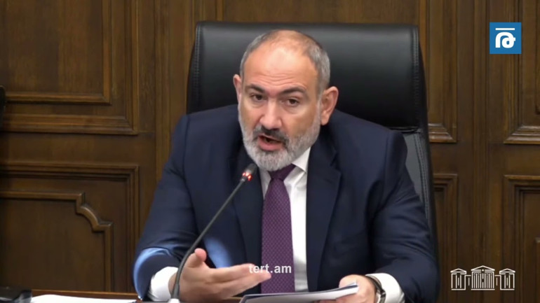 ՀՀ տարածքը 29․800 քառակուսի կմ է, Ադրբեջանինը՝ 86․600, սա արձանագրված է 1977 թվականի խորհրդային հանրագիտարանում, այստեղ գալուց առաջ ևս մեկ անգամ նայել եմ․ Փաշինյան