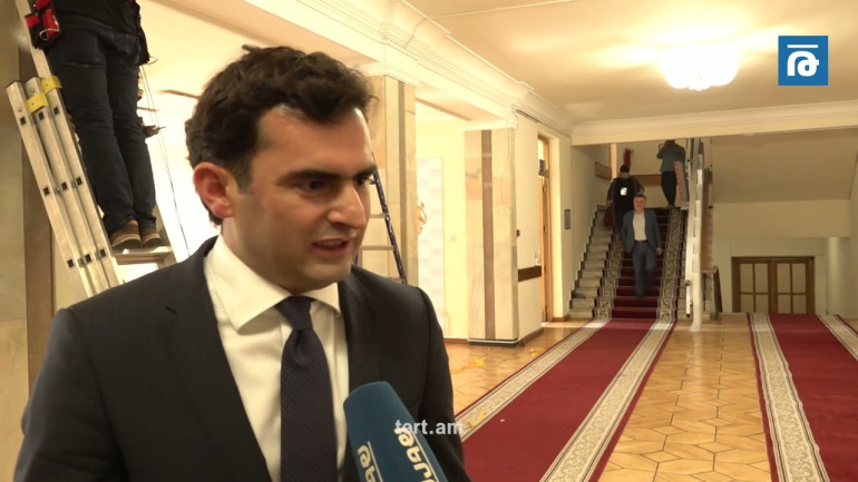 Ցավում եմ, որ միայն վերնագրով են կարծիք արտահայտում․ Արշակյանն՝ իրեն քննադատողներին