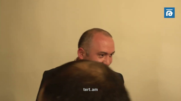 Իմ տան մասին հարցեր մի տվեք, այնտեղ դեռ ապրում ենք․ Արարատի մարզպետը՝ Տիգրանաշենի մասին