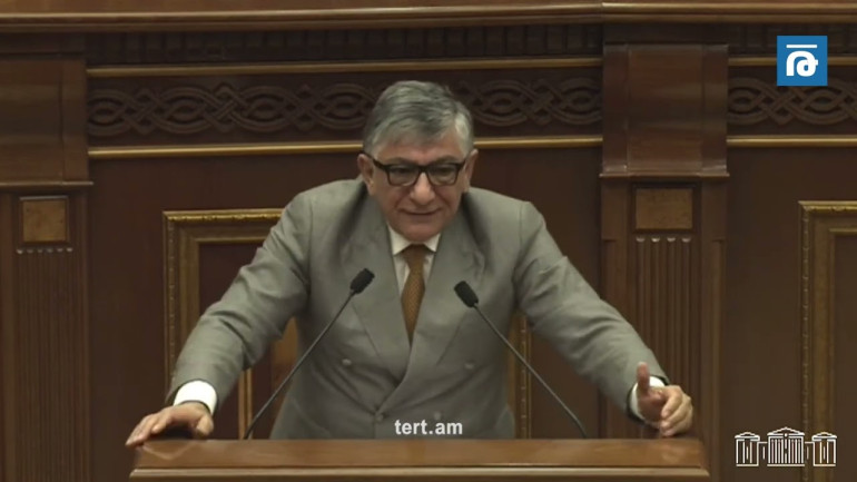 Այսօր բանակին ավելի շատ գումար կհատկացնեինք, եթե 30 տարում  ճանապարհ ու դպրոց սարքած լինեին․ Խաչատուր Սուքիասյան