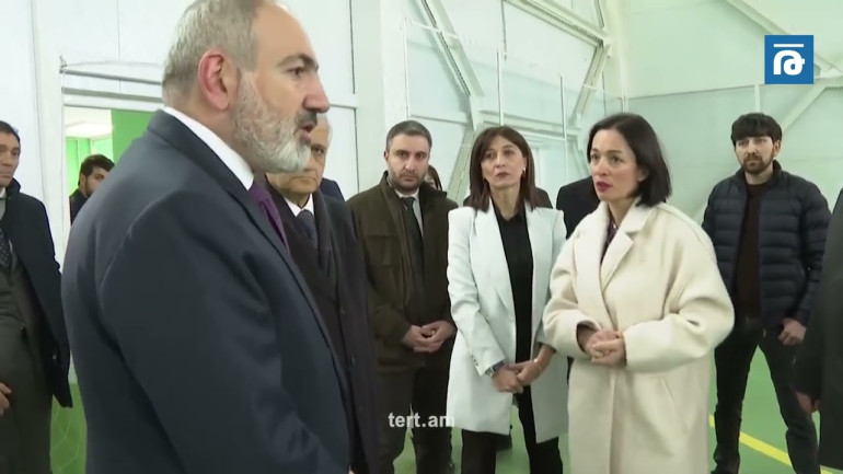 «Ոչի՞նչ, որ սենց կոշիկներով ներս գամ»․ Փաշինյանն այցելել է Վարդաբլուրում կառուցված նոր մարզադահլիճ