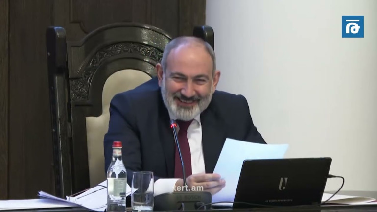 Էս գլխից եթե վարորդը roadpolice.am-ում գրանցվի և ԴԱՀԿ գումարի կեսը վճարի, կզրոյացվի. Փաշինյան