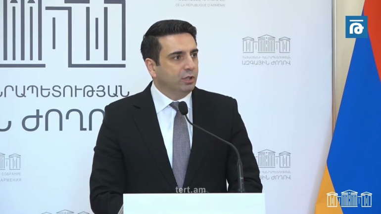 Սահմանադրությունը պետք է վերանայվի` հաշվի առնելով վերջին իրադարձությունները. Ալեն Սիմոնյան
