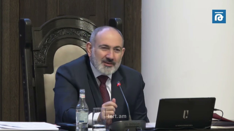 Մեզ մեղադրում են՝ փողը տալիս եք, հետո քար ու փայտով ընկնում եք մեր հետևից․ Նիկոլ Փաշինյան