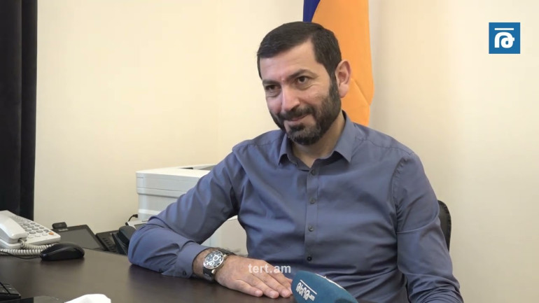 Քոչարյանը և այլ լիդերներ փորձում են նոր դեմքով հանդես գալ և թիկունքում շարժումը ղեկավարել. Ռուստամ Բաքոյան
