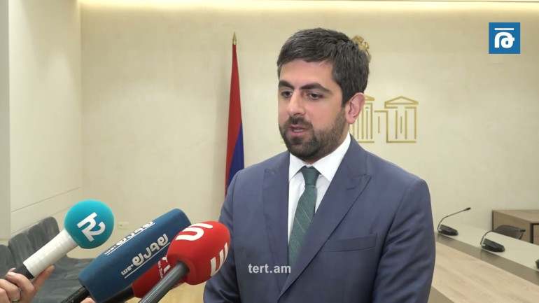 Ուրախ եմ, որ տարածվում են ներքին խմբի սքրինշոթերը, ցույց են տալիս ՔՊ-ի թափանցիկությունը. Խանդանյան