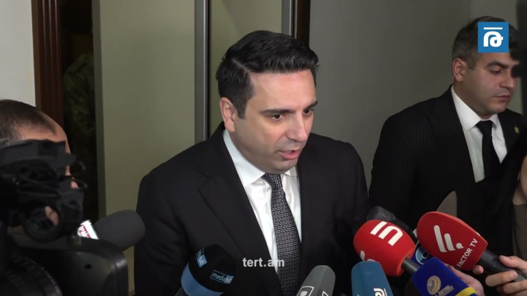 Եկեղեցին, իր գործը թողած, զբաղվում է առևտրով, պատարագի շղարշի տակ միտինգներ են անում․ Ալեն Սիմոնյան