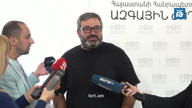 Էդմոն ջան, պետք չի նման բաներ ասել, դուք նախկին եք, նախկինի նախկին էլ եք. Գառնիկ Դանիելյան