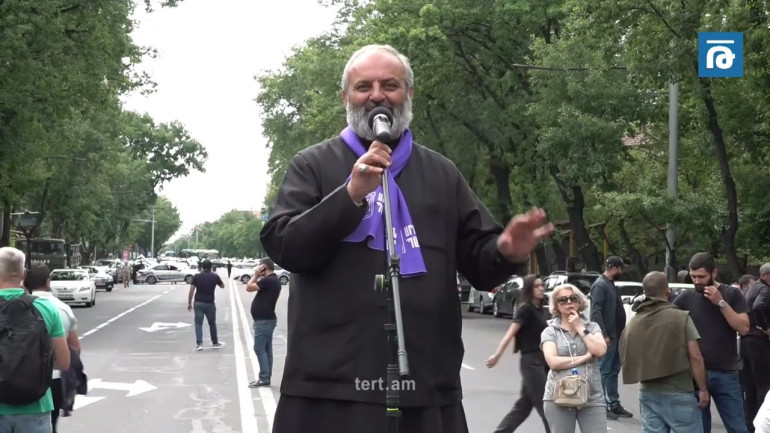 Եթե անվստահություն հայտնելու գործընթացը մերժվի, ստիպված կլինենք այդ մարդկանց գործի չթողնել․ Սրբազան