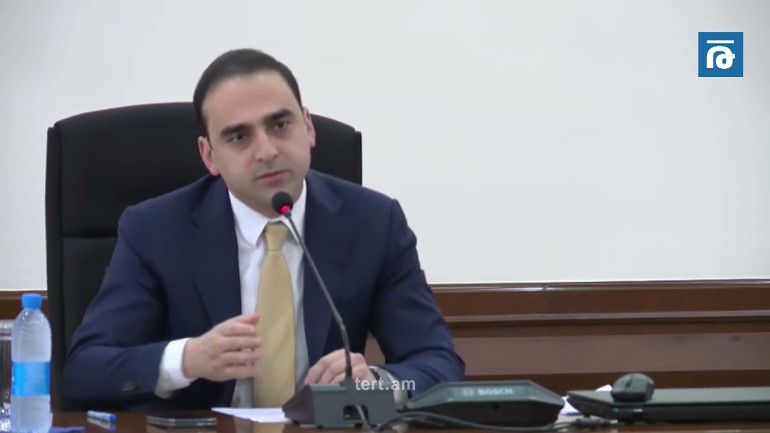 Միակ քաղաքն ենք աշխարհում, որ բոլորով խցանման մեջ պետք է սպասենք, մինչև ապահովագրական ընկերությունը որոշի՝ որքան վնաս է պատճառվել. Տիգրան Ավինյան