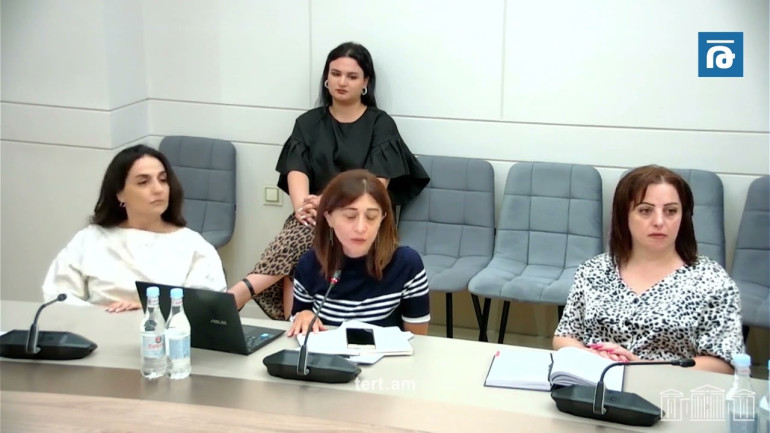 «Հեռախոսից չօգտվող 50-ն անց տաքսիստն ինչպե՞ս է հարկը մուծելու», «50 տարեկանների մասին վատ կարծիք ունեք, զարգացած են». քննարկում՝ ԱԺ-ում