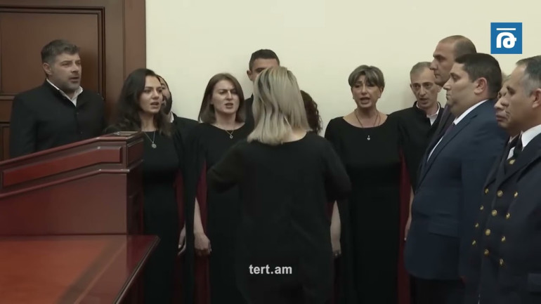Փաշինյանի ներկայությամբ խախտվել է «ՀՀ օրհներգի մասին» օրենքը