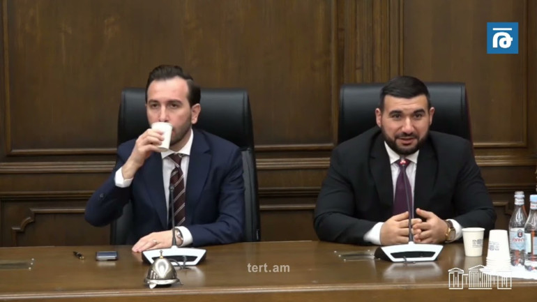 Այն, որ պաշտոնանկությունների մասին դուք գիշերն եք իմացել ու գրել, դա չի նշանակում, որ այդ գործընթացները տեղի են ունեցել գիշերը. Վահագն Ալեքսանյան