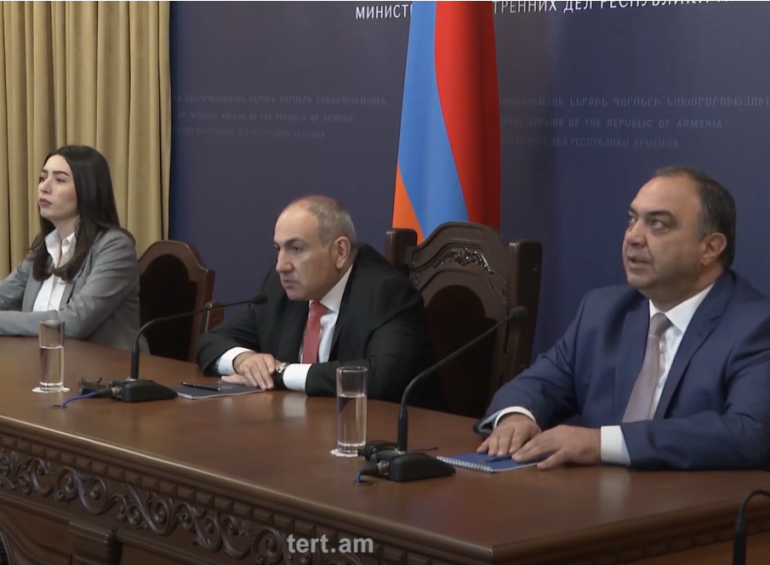 Վահե Ղազարյանի հետ մանկությունից ընկերներ ենք, դա շատ հարցերում օգնել է, երբեմն՝ խանգարել․ Փաշինյան