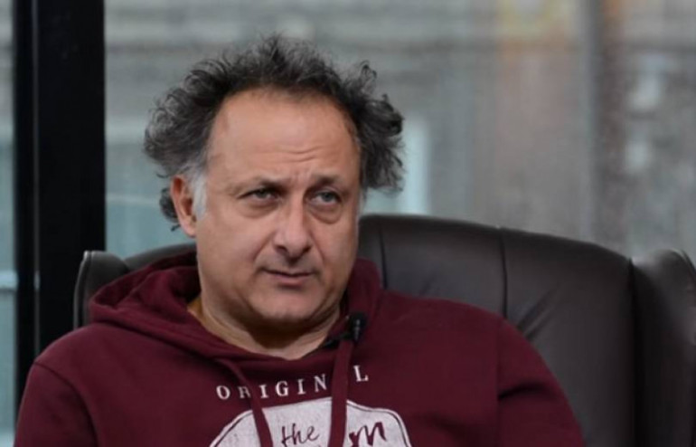 «Մայրս մի անգամ եկավ իմ ներկայացմանը, սարսափելի դուրը չեկավ, ու ես արգելեցի գալ իմ ներկայացումներին». Սերգեյ Դանիելյան
