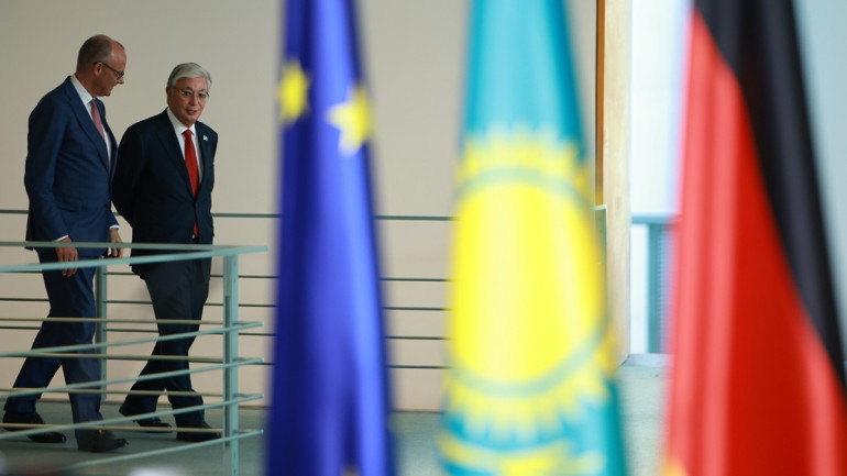 Казахстан и Германия подписали более 30 коммерческих документов на $2 млрд