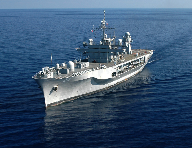 ВМС США нарастили группировку вблизи Ирана до более 20 боевых кораблей