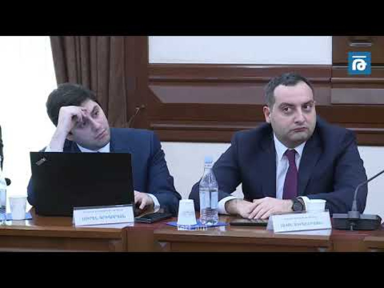 Ավտոբուսների ուղևորների 94%-ը կոպեկից է օգտվում, վալիդատորով վճարումը պետք է հասցնել 100%-ի. Ավինյան