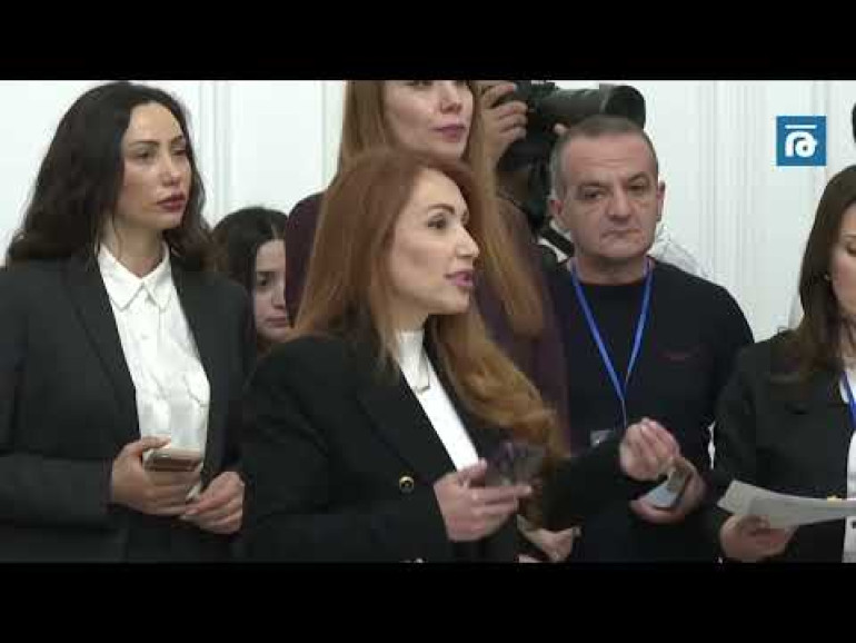 Ղարաբաղից եկել՝ տղամարդլամիշ են լինում, մեկը խուճապ է տարածել, մյուսը տղային ազատել. Փաշինյան