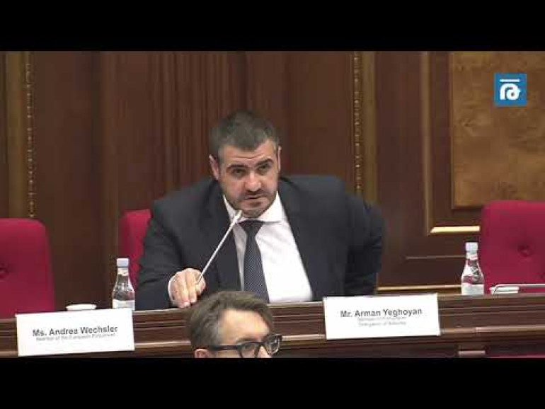 ՀՀ իշխանությունն Ադրբեջանին պահանջ չի ներկայացնում ԼՂ-ից տեղահանվածների վերադարձի մասով. Արման Եղոյան
