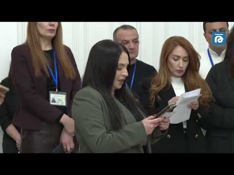 Դիտավորյալ պառկում եք, որ ՊՊԾ-ի տղաները Ձեր վրայով քայլեն. վեճ՝ Փաշինյանի և լրագրողի միջև