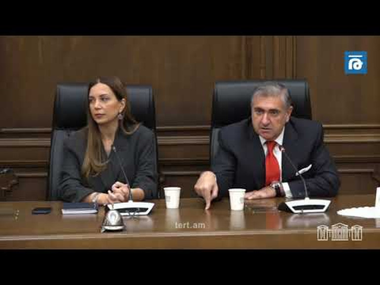 Փաշինյանն արցախցիների վերադարձի մասին չի խոսում, Ալիևը՝ ադրբեջանցիներինը բարձրացնում է․ Արթուր Խաչատրյան